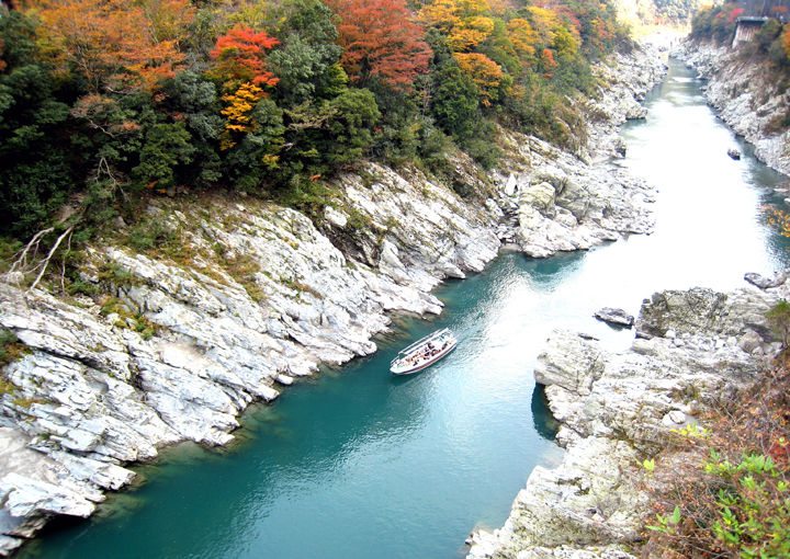 峡谷の湯宿 大歩危峡まんなか トップページ 楽天トラベル